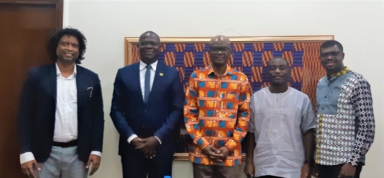 印度無人機(jī)公司與加納公司合作在加納無人機(jī)飛(圖1)